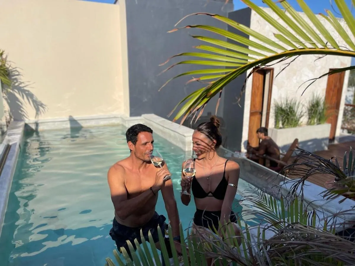 Flirt And Chill Sunrise Haven Apartment Tulum